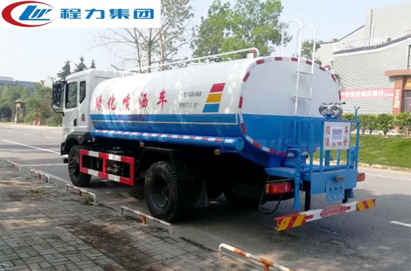 東風(fēng)御虎T3新款10噸灑水車