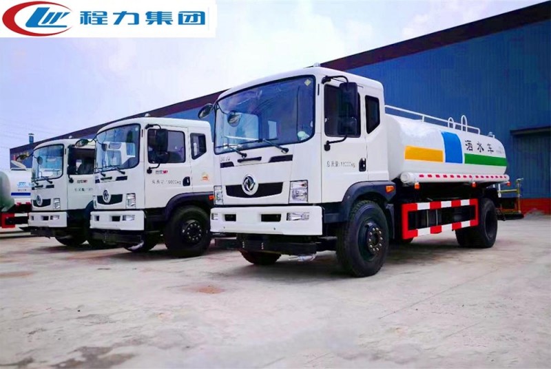 東風(fēng)御虎T3新款10噸灑水車