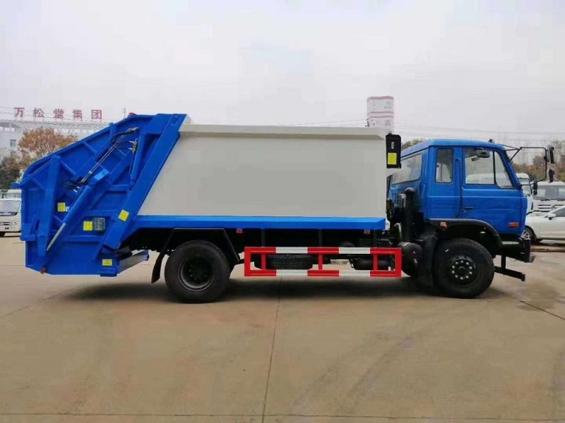 東風(fēng)153G壓縮垃圾車(10-14方)