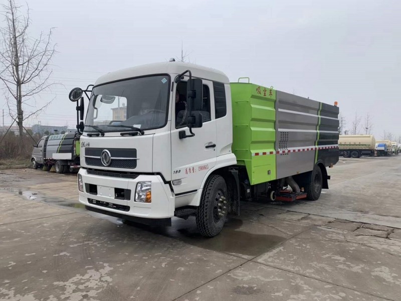 東風(fēng)天錦12方吸塵車