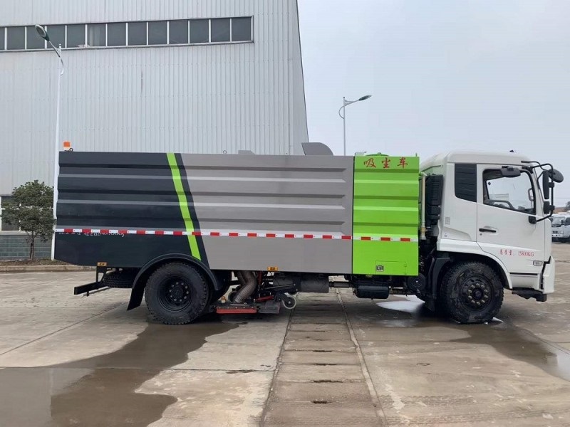 東風(fēng)天錦12方吸塵車