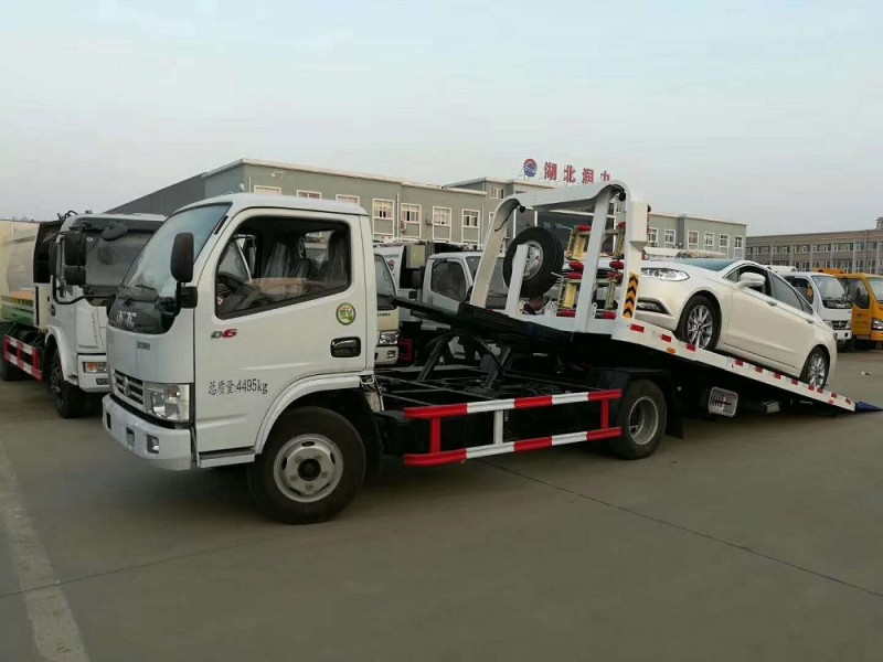 東風(fēng)多利卡藍牌一拖二清障車