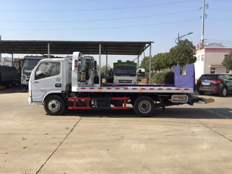 東風(fēng)多利卡藍牌一拖二清障車