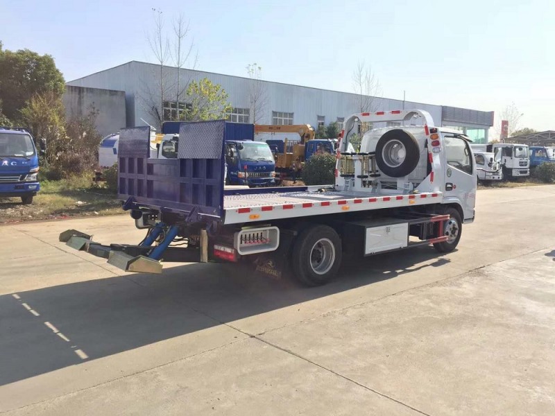 東風(fēng)多利卡藍牌一拖二清障車