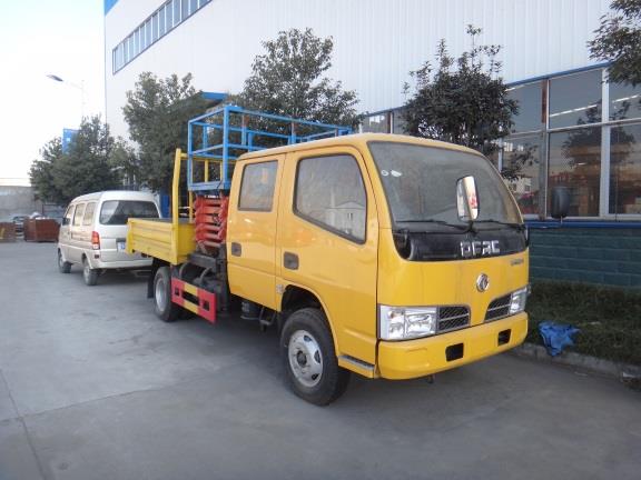 東風(fēng)雙排座8-10米平臺(tái)升降高空作業(yè)車 東風(fēng)雙排座8-10米平臺(tái)升降高空作業(yè)車圖片