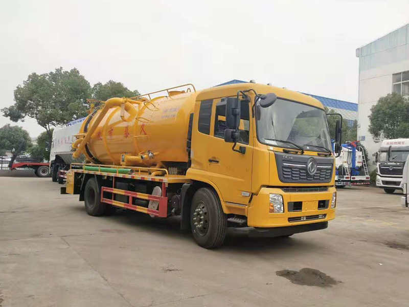 東風(fēng)天錦15方清洗吸污車(chē)